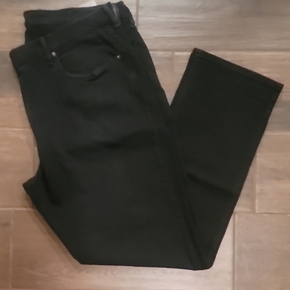 Levi's 541 Men's Relaxed Jeans - Black